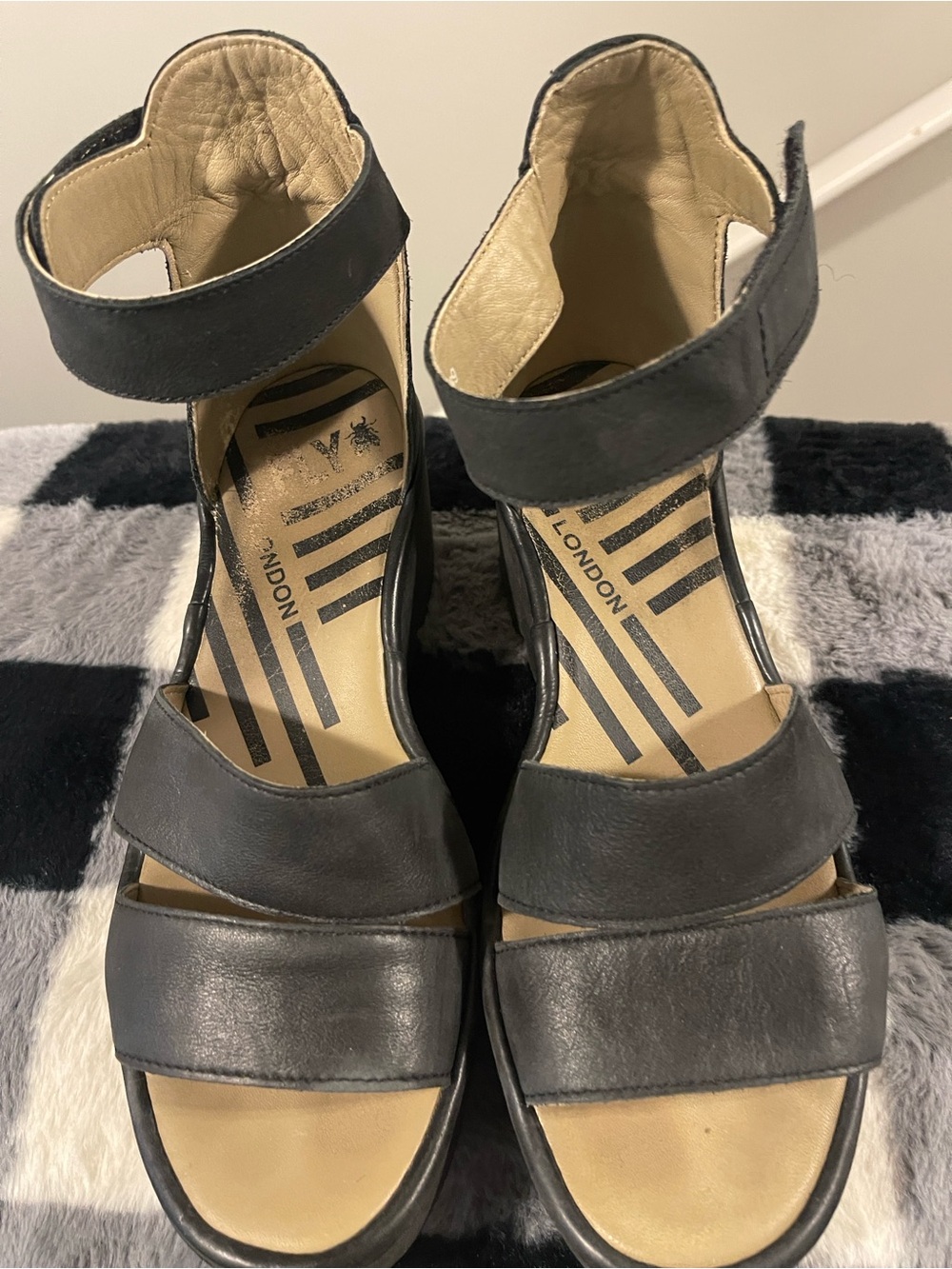 Fly London Black Leather Platform Ankle-Strap Sandals - Picture 4 of 11